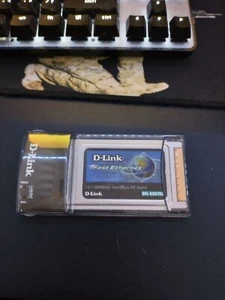 D-Link Fast Ethernet 10/100Mbps CardBus PC Network Card DFE-690TXD J7-1(5) - Picture 1 of 2