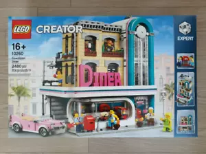 LEGO Creator 10260 : Downtown Diner 2480 Piece / Express / Genuine - Picture 1 of 2