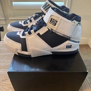 Nike Zoom LeBron 2 Retro 2022 USA men’s size 8 - Picture 1 of 17