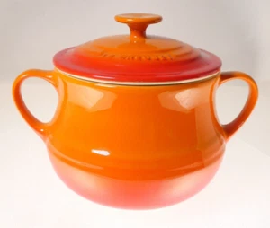 Le Creuset French Stoneware Oven Baking Serving Pot Bowl Orange with Lid 2021 - Picture 1 of 9