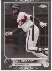 2022 TOPPS CHROME BASE SET - # 137 - LUIS ROBERT - CHICAGO WHITE SOX - Picture 1 of 1