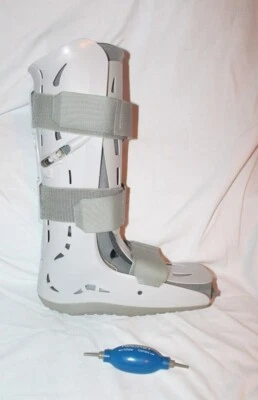  Botas medianas Aircast FP Walker (neumáticas de espuma) Air Walker 01F-L usadas suavemente Foto 1 de 4