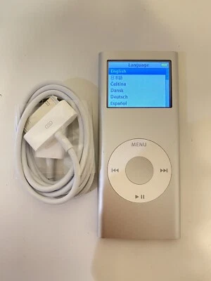 Apple iPod nano 2nd Generation Silver (2 GB) Good Condition - Image 1 of 4