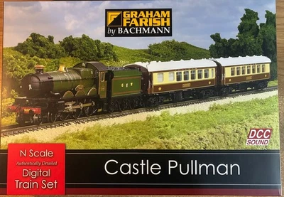 Graham Farish 370-160 Castle Pullman digital train set with GWR 'Castle' class - Image 1 of 4