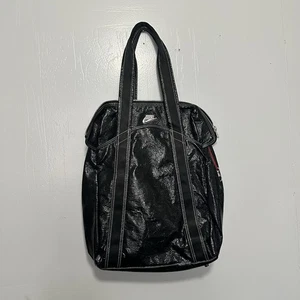 Nike Bolso de Mano Negro y Rojo Gimnasio Bolsa de Viaje Bolsillos Cierre de Cremallera Correa de Grano - Imagen 1 de 17