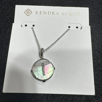 Kendra Scott Letra "I" Disco Colgante Collar Rodio Negro Nácar Foto 1 de 4