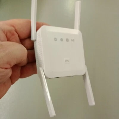 WiFi Range Extender 1200Mbps Wireless Signal Repeater Booster 2.4 & 5GHz - Image 1 of 3