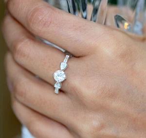 925 Sterling Silver Heart Cubic Zirconia CZ Ring Jewellery Gift Boxed - Picture 1 of 6