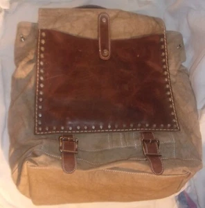 MOCHILA ANTIGUA TENDENCIA NUEVA CON ETIQUETAS MODERNA VINTAGE ASPECTO RÚSTICO Y GENIAL - Imagen 1 de 2