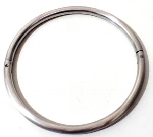 Collar de esclavo de la eternidad de 13" en puño de acero inoxidable satinado cepillado - Imagen 1 de 4