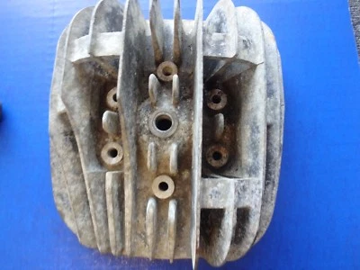 Yamaha DT 250 1977 cabezal Foto 1 de 3