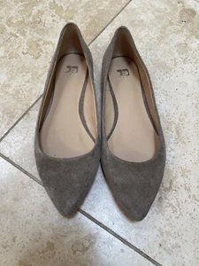 Joe's Jeans Gray Pointed Toe Flats  Suede Shoes Comfy Size 6.5 - Picture 1 of 8
