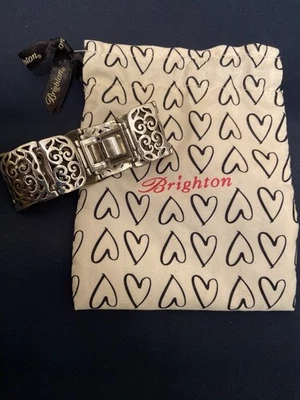 Pulsera Brighton Filigrana Abierta Panel Ancho, Patrón Remolino, Placa Plata Foto 1 de 4