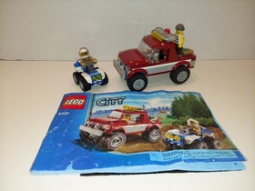 LEGO 4437 City: Police Pursuit. 100% Complete W/Manual. Manual Is In Bad Shape.