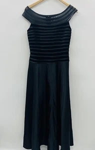 JS Collections Womens Size 8 Striped Velvet/Satin Off the Shoulder Gown in Black - Picture 1 of 6