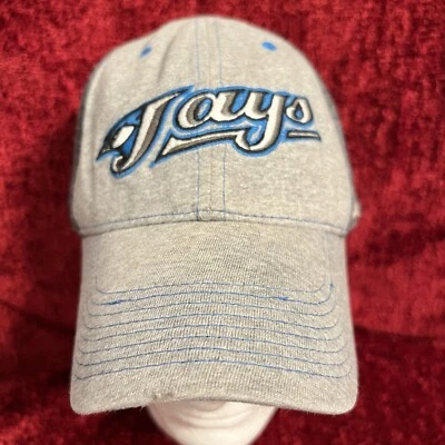 Toronto Blue Jays lt/dk gray cotton knit fitted ball cap, 23.25" inner circumfer - Image 1 of 4