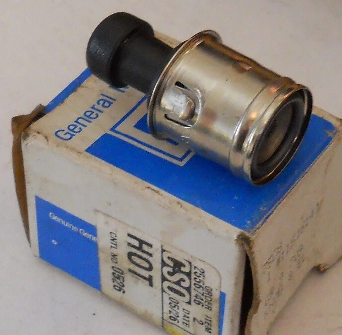 Новый из старых запасов 1985-86 Chevrolet грузовик 1984-86 Camaro 1984-89 Corvette 1982-90 S10 зажигалка - Изображение 1 из 1