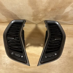 2013-2018 Hyundai Santa Fe Center Dash Front Air Vents Trim Panels Bezel OEM Set - Picture 1 of 9