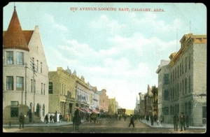 8TH AVENUE LOOKING E. - CALGARY, AB POSTCARD - Picture 1 of 1