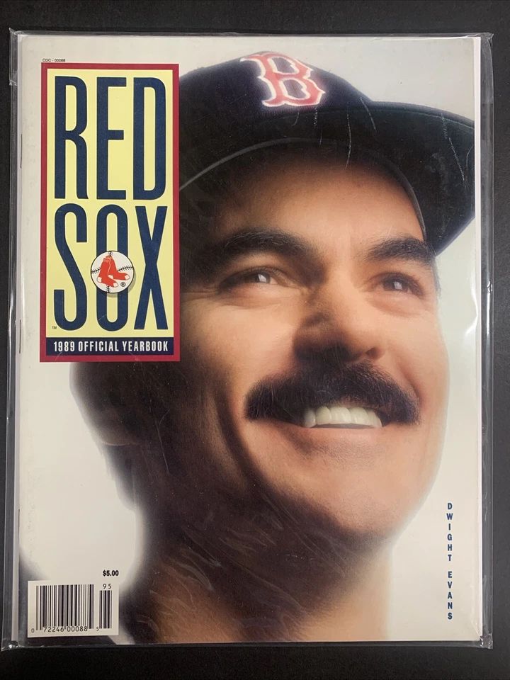 Boston Red Sox Baseball 1989 Official Yearbook Dwight Evans - Image 1 of 1