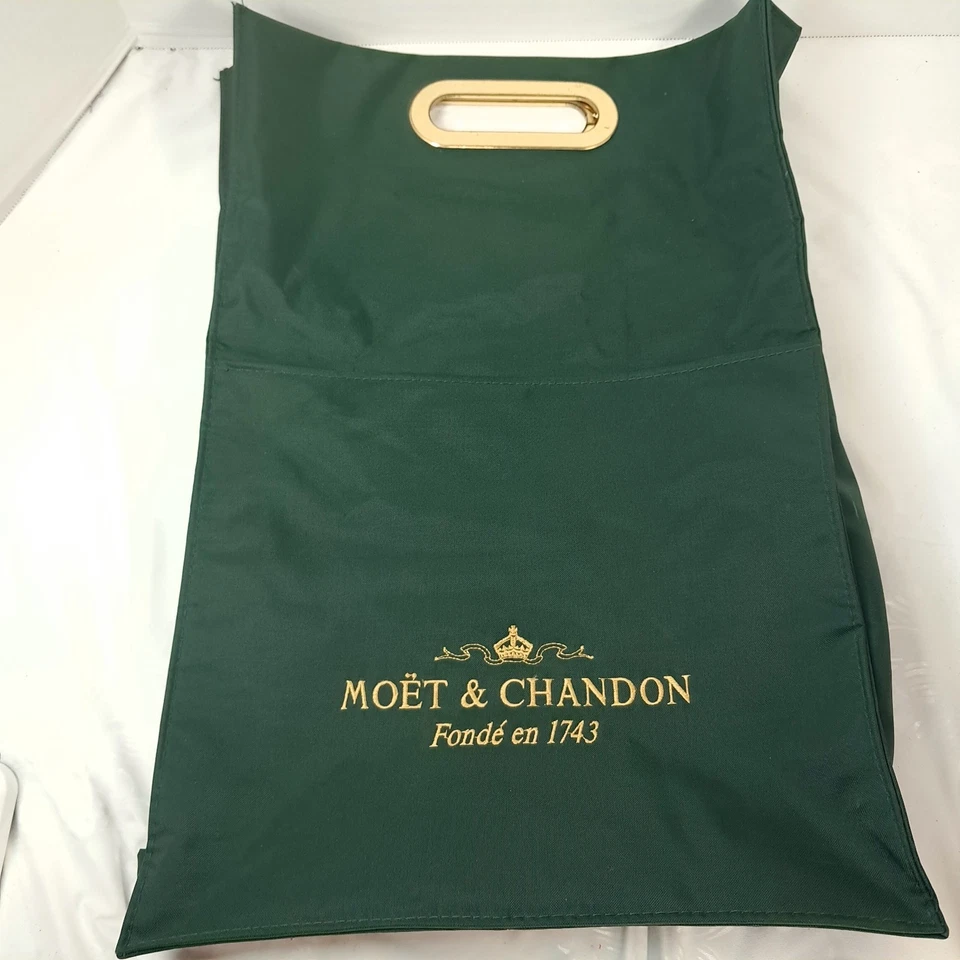 Bolso de Mano Moet & Chandon Champagne Fonde En 1743 Viaje Picnic Estuche Oro Verde Foto 1 de 4