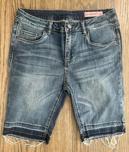 GIRL'S BLANKNYC SUPER SKINNY DENIM SHORTS WITH RELEASED HEM SIZE 14 $9.99 - Picture 1 of 7