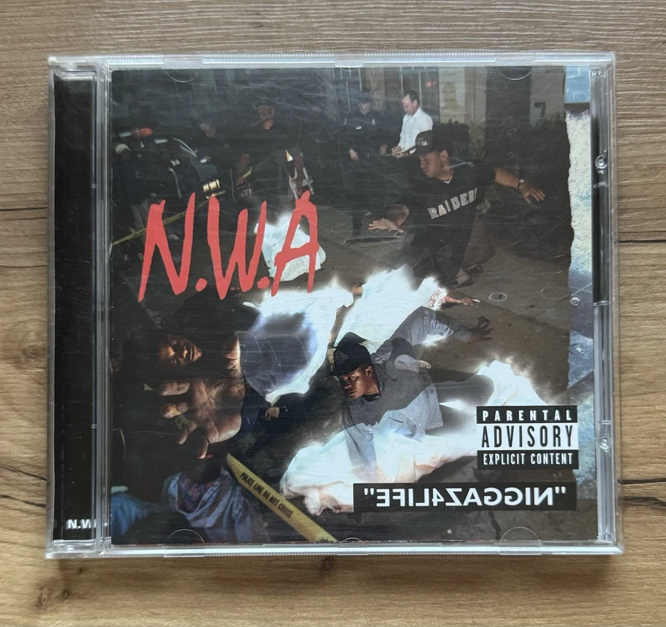 N.W.A - Efil4zaggin / 100 Miles and Runnin' (Remastered) Eazy-E Dr. Dre Ice Cube - Bild 1 von 4