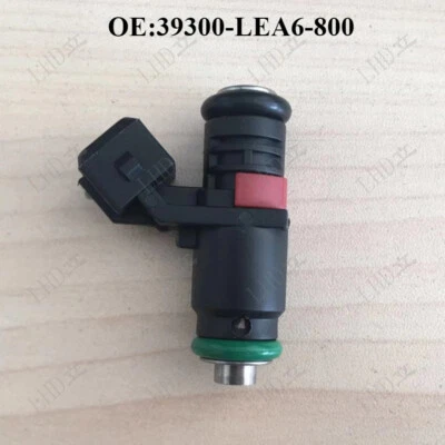 Fuel Injector 39300-LEA6-800 For KYMCO YAGER200 GP125 DINK180 VP125 JR 100 - Image 1 of 4