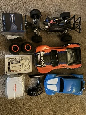 Camión Traxxas TRX68086-4F sin escobillas 4x4 RTR TSM y VLX RC-Batería incluida Foto 1 de 4