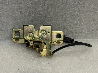 Actuador mecanismo de cierre de bloqueo de tapa de maletero Jaguar XK8 XKR 1997-02 FABRICANTE DE EQUIPOS ORIGINALES Foto 1 de 2