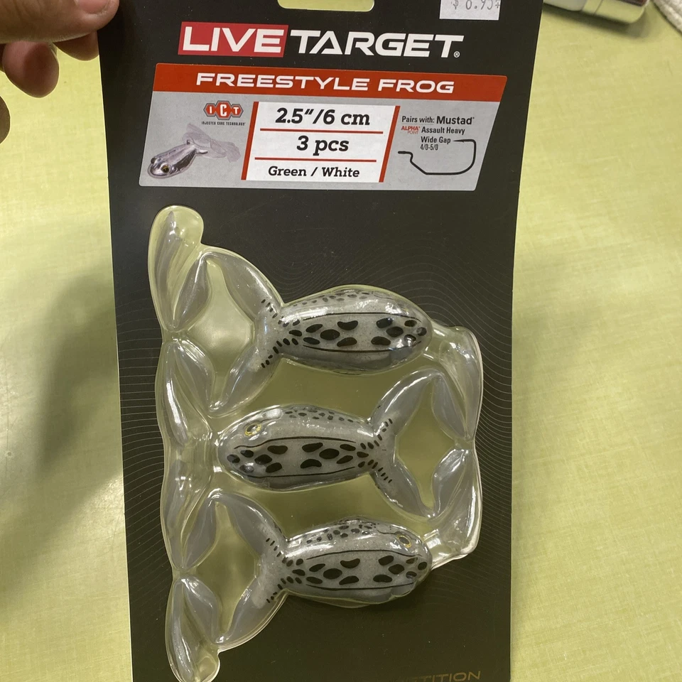 LIVETARGET Freestyle Frog 2.5” Green White 3 Count Pack - Image 1 of 4