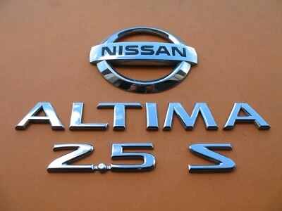 02 03 04 05 06 NISSAN ALTIMA 2.5 S REAR LID EMBLEM LOGO BADGE SIGN SYMBOL A22272 - Image 1 of 4