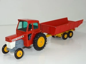 Tractor y remolque Matchbox tamaño king K3 Massey Ferguson 165 - Imagen 1 de 5