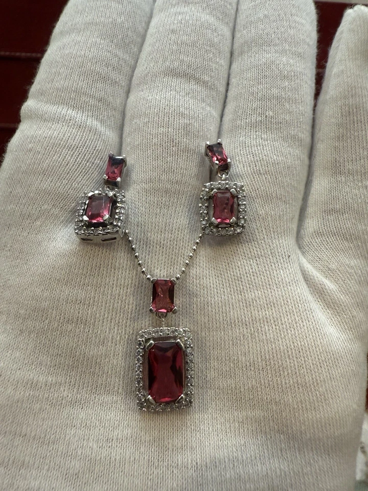 "Colgante colgante de rubí, cadena de 20"" y pendientes colgantes de plata de ley" Foto 1 de 4
