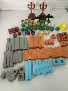 ANGRY BIRDS Build N Launch Playset 96 Pieces Building Blocks Slingshot Pigs Toy - Picture 1 of 5