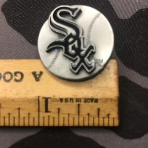 1996 ￼Chicago White Sox ￼ Lapel Hat Pin VTG New Old Stock From Store Display. - Picture 1 of 5