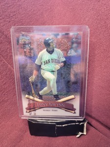 1998 Topps Finest - Refractor #90 Tony Gwynn