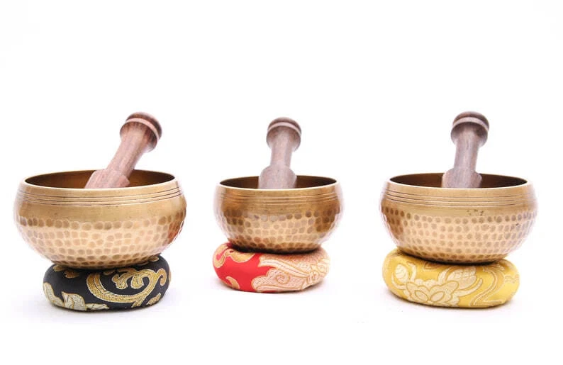 Ensemble de bols chantants tibétains, bol martelé à la main avec coussin... - Photo 1/1