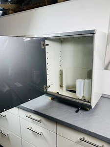 Hygieneschrank Hygiene Station Spenderschrank Hängeschrank gebraucht Mwi017289 - Picture 1 of 6