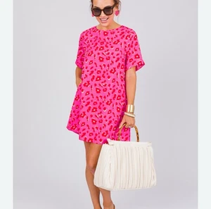 Jodifl Leopard Cheetah Print Hot Pink Red Shift Dress Womens Size Medium - Picture 1 of 9