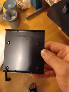 Hyper X SSD HDD 2,5° Festplatten Rahmen ziemlich guter Zustand - Bild 1 von 4