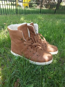 Indigo RD. FLEECE LINED BOOTS - Picture 1 of 7