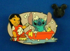 Lilo Bathing Stitch Giving Stitch a Bath Disney Auctions LE-1000 Pin # 34117 - Picture 1 of 4