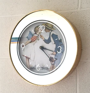 Vintage Wall Clock Shadow Box Mirrored Norman Rockwell first kiss Brytone 1979 - Picture 1 of 12