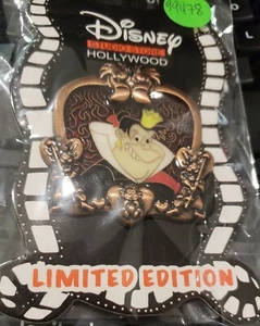 Disney Pin 99478 DSSH Villainess frames Queen of Hearts Alice in Wonderland LE - Foto 1 di 3