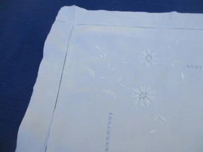 Taie d'oreiller N°49 ancienne en fil de lin jour monogramme GS 77 x 77 cm usagée - Photo 1/4