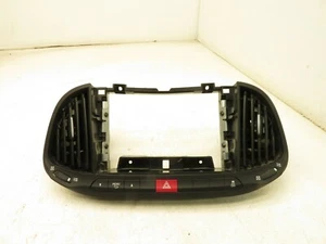 Dodge Ram Promaster 2015-2020 City Center tablero radio bisel ventilación de aire rejilla OEM - Imagen 1 de 8