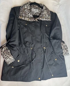 Chaqueta cortavientos para mujer JM Collection negra y estampado de leopardo talla S - Imagen 1 de 14