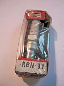 CHAMPION SPARK PLUG RBN-9Y NEW OLD STOCK - Imagen 1 de 1
