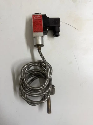 DANFOSS MBC8100 (2431-1A02000) TEMPRATURE CONTROLL 061B813966 ) 97Degree Rising - Image 1 of 4